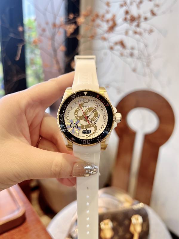 Gucci Watch GUW00129 Gucci Watch GUW00129