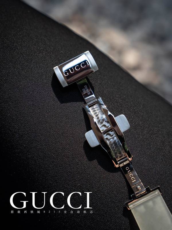 Gucci Watch GUW00137 Gucci Watch GUW00137