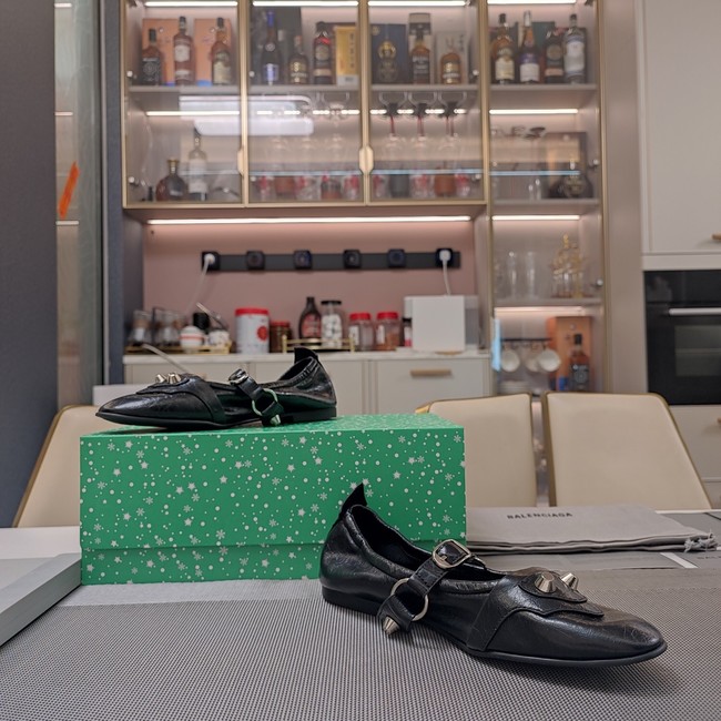 Balenciaga WOMENS Shoes 55823-5