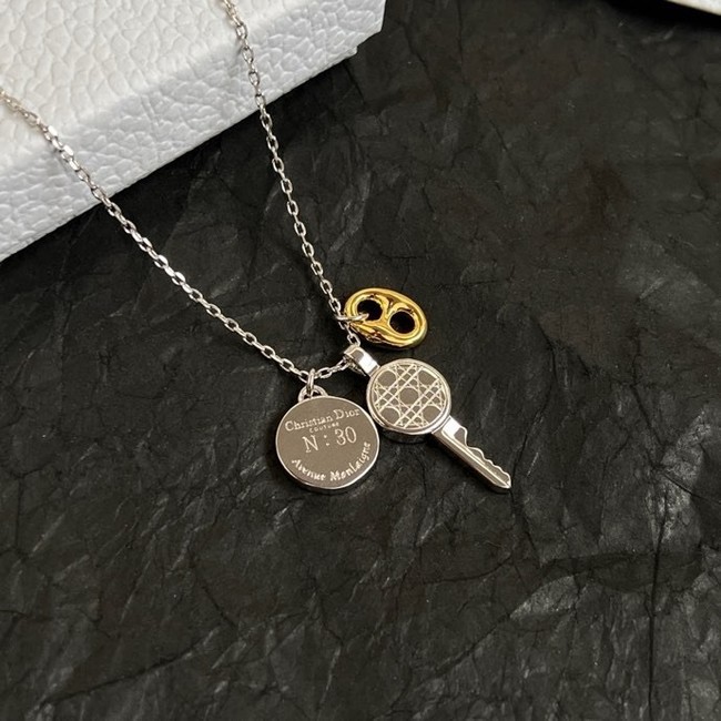 Dior necklace CE16440