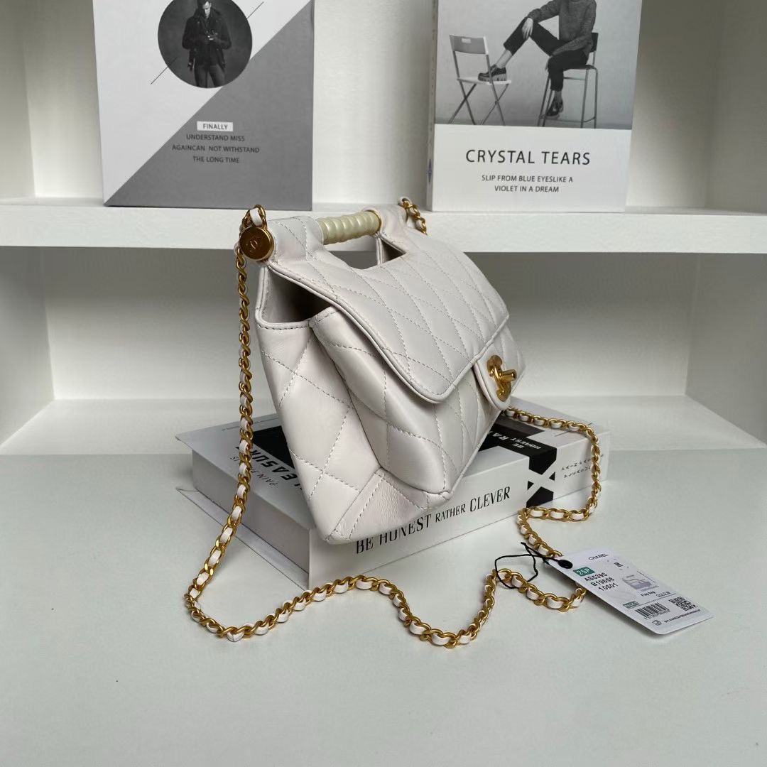 Chanel SMALL FLAP BAG WITH TOP HANDLE AS5390 white