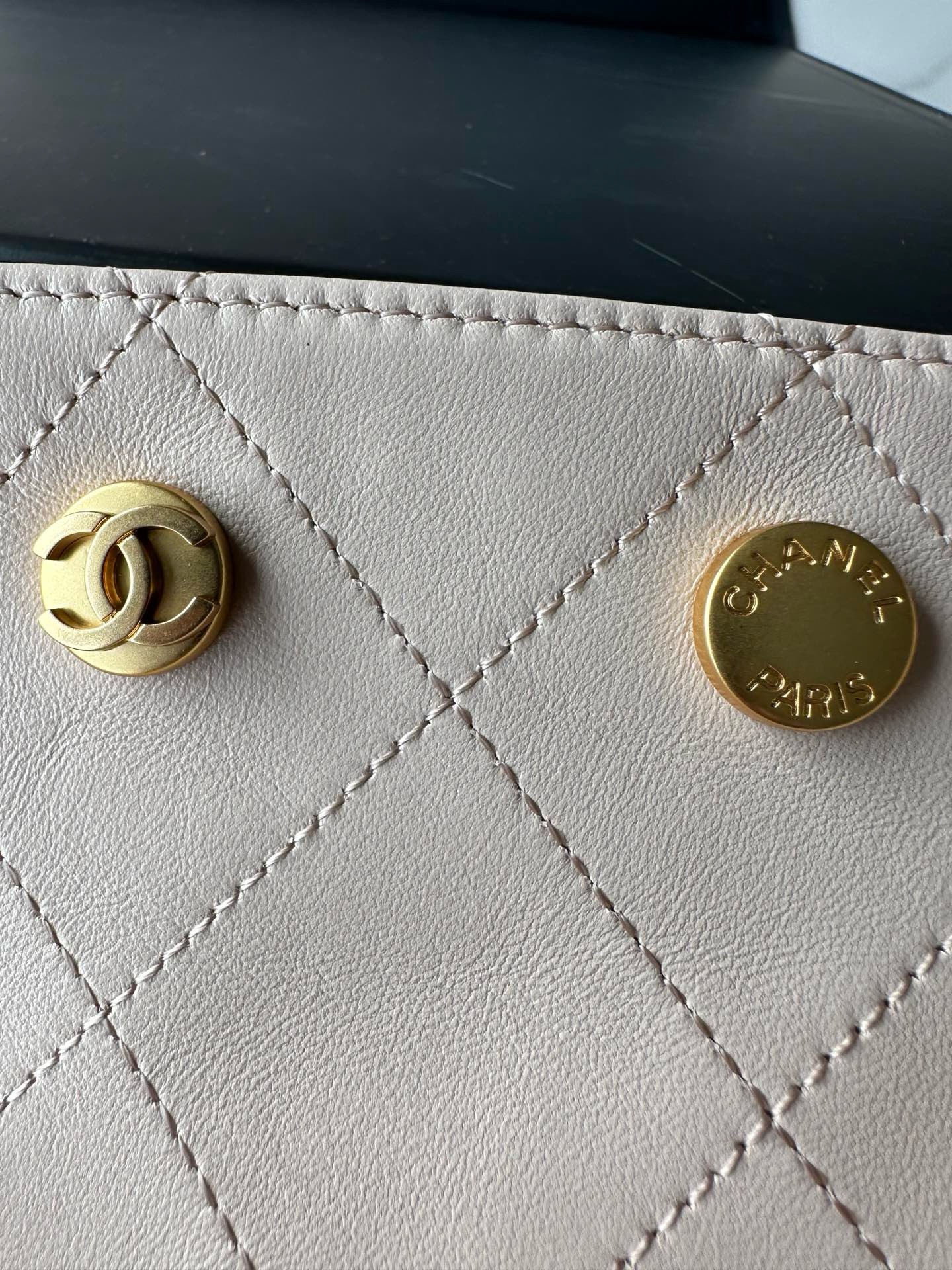 Chanel LARGE BUCKET BAG AS5406 Beige