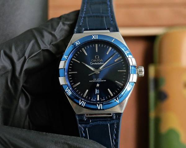 Omega Watch OMW00862