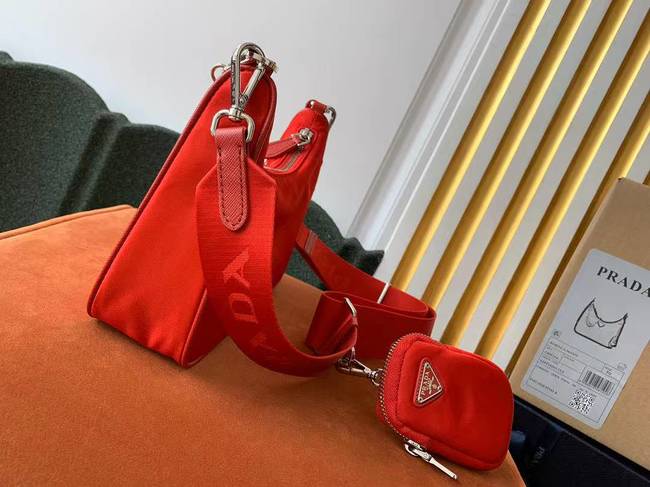 Prada Re-Edition nylon shoulder bag 1BH204 red