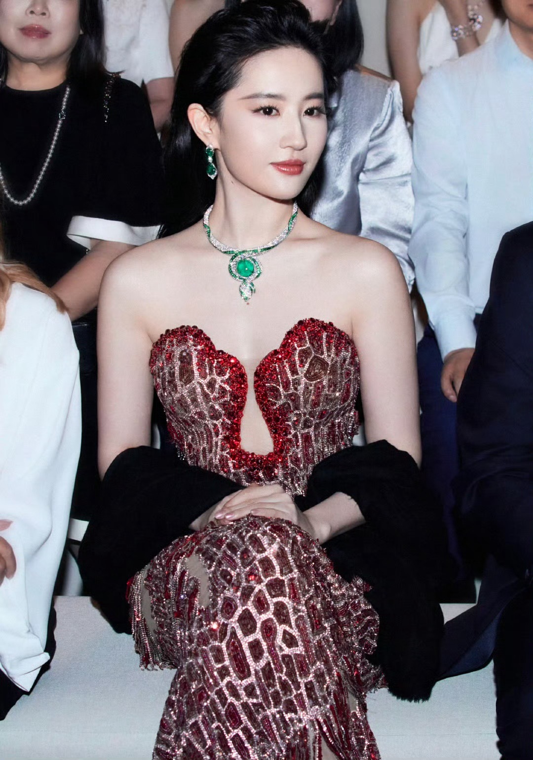 BVLGARI necklace&Earring CE16700