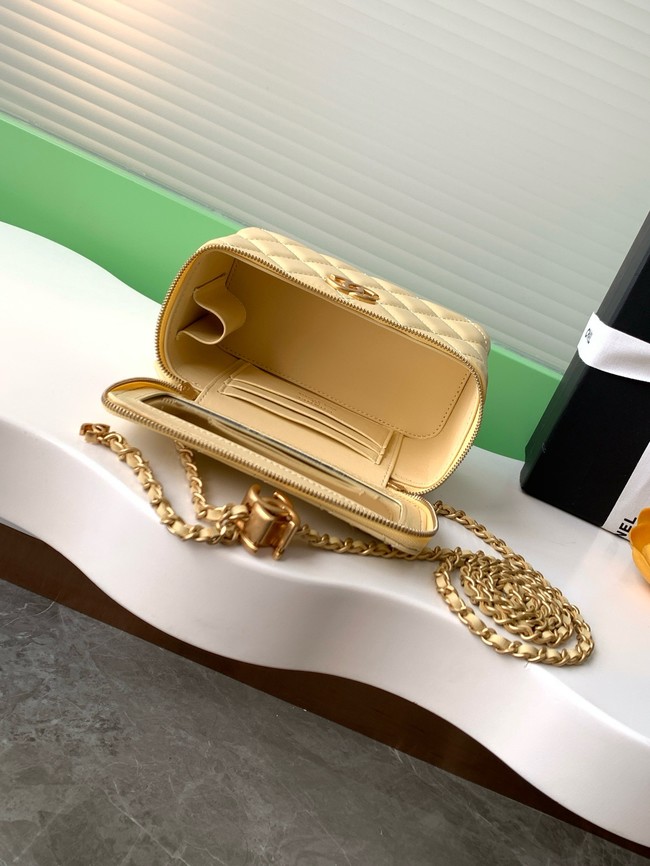 CHANEL Lambskin Vanity with Chain AP3940 yellow