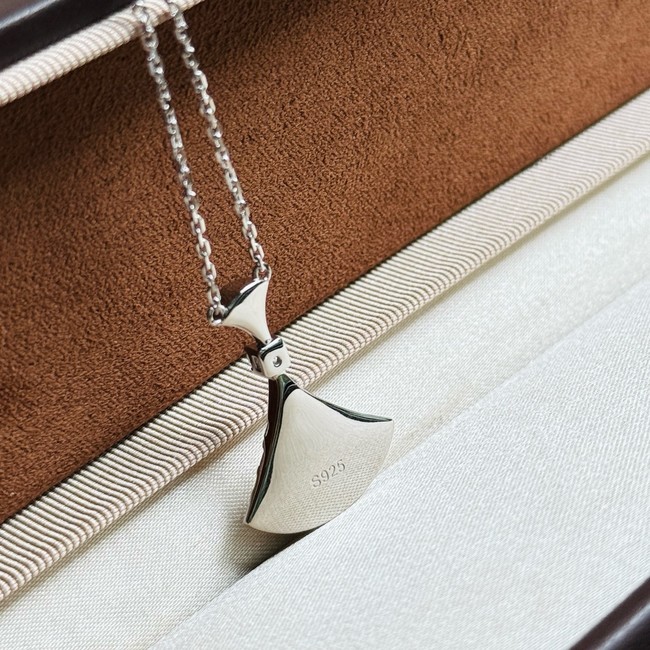 BVLGARI necklace CE81051