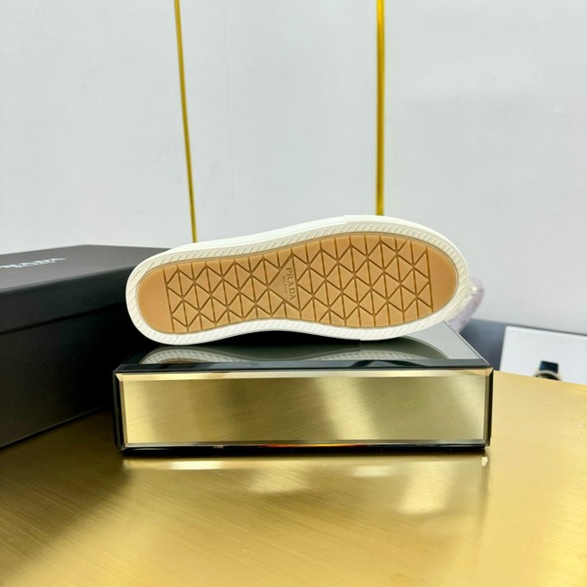 Chanel Downtown Bold leather sneakers 45033-2