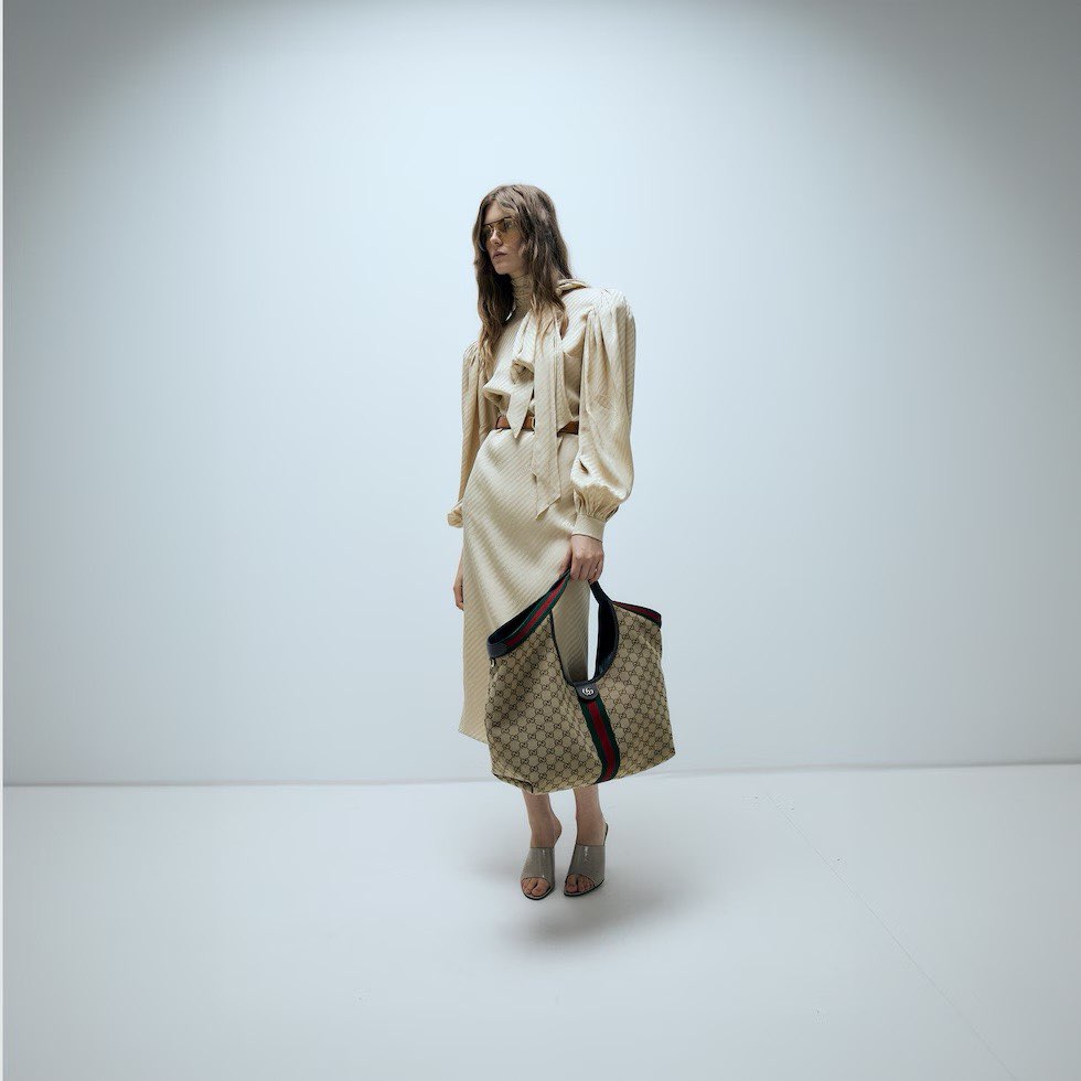 Gucci Giglio Large Tote Bag Variation Beige and Brown GG Canvas 853971