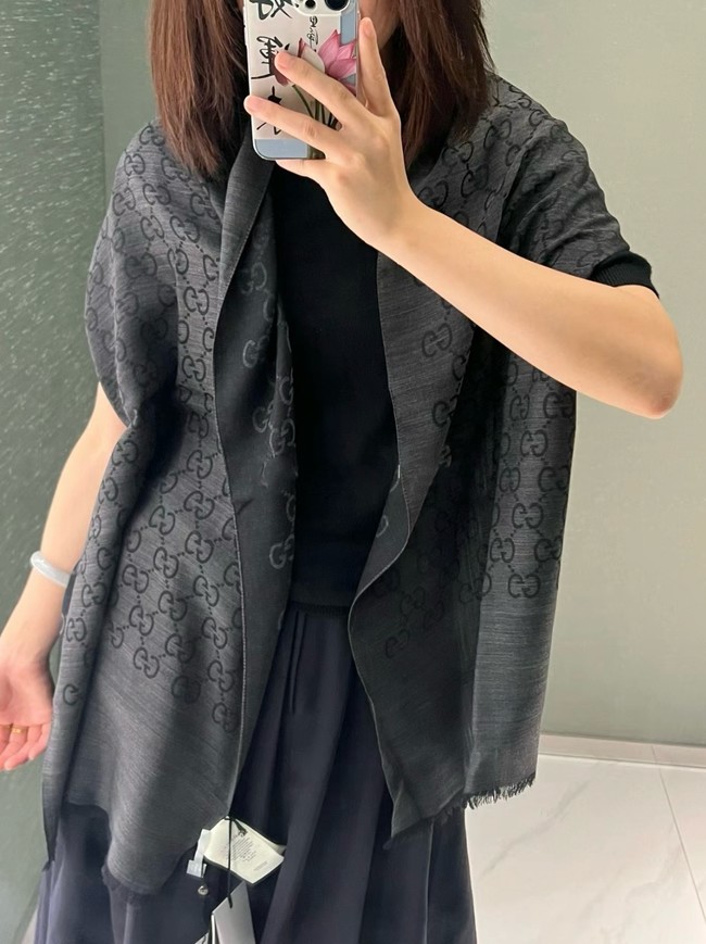 Gucci rinted GG cotton wool lame shawl 845243-1