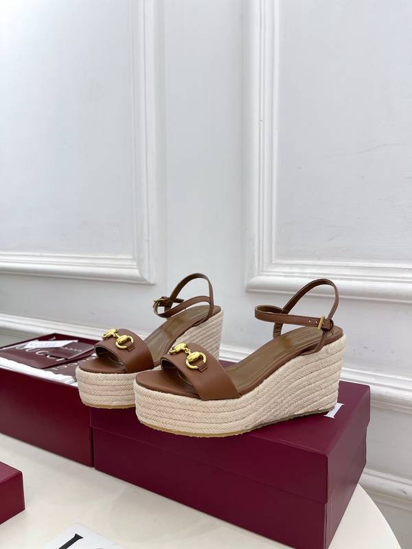 Gucci Shoes GUS00910 Heel 9CM