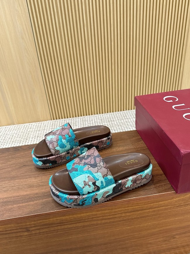 GUCCI Womens platform slide sandal 87185-2