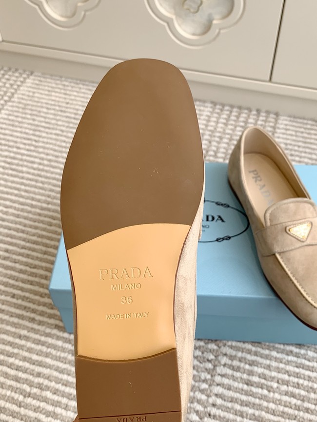 Prada leather loafers 87199-5