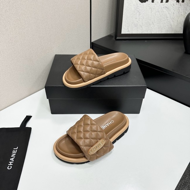 Chanel slipper 21061-3