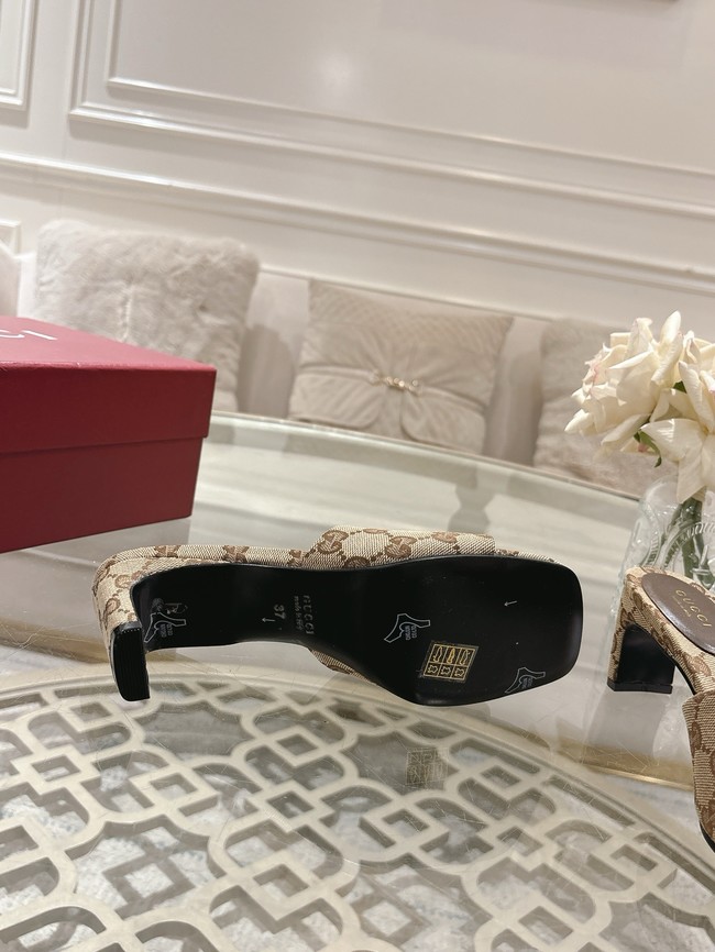 GUCCI Womens slide sandal with Horsebit 21075-1