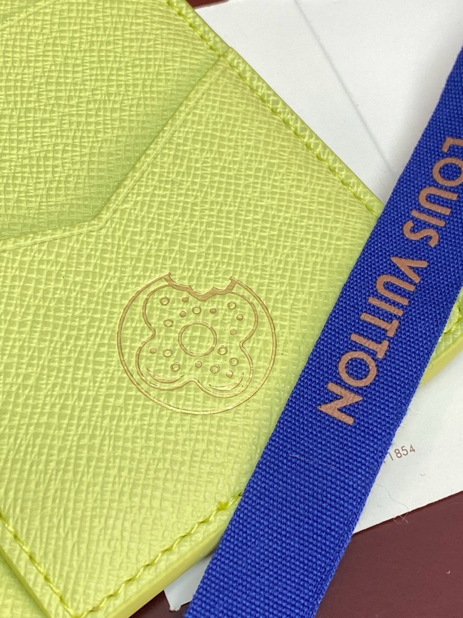 Louis Vuitton Passport Cover M28040 Pistachio