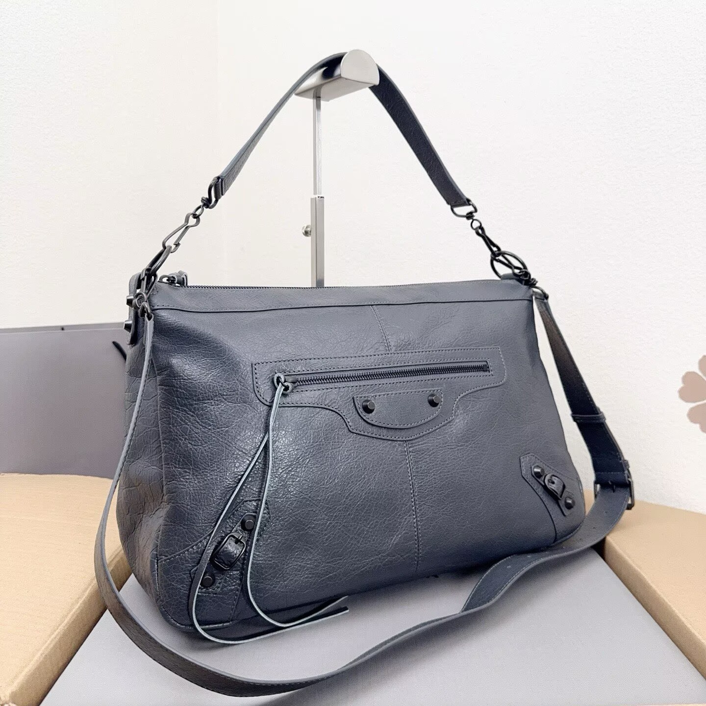 Balenciaga Original Leather Handbag 2185 Gray