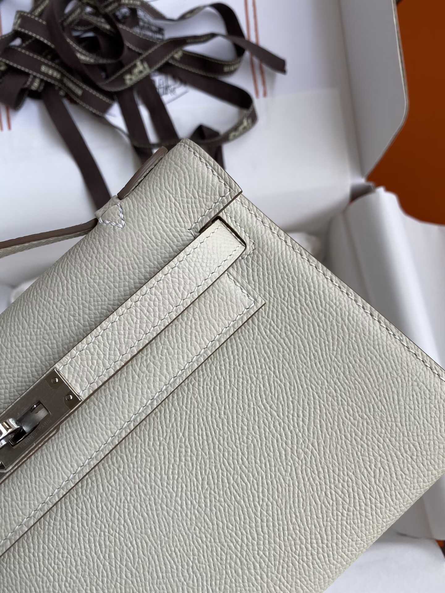 Hermes Kelly 22CM Tote Bag Original Epsom Leather KL22 Off-White Silver-Tone Hermes Kelly 22CM Tote Bag Original Epsom Leather KL22 Off-White Silver-Tone