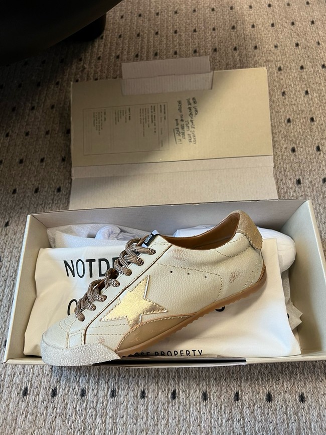 GOLDEN GOOSE DELUXE BRAND flats 66925-6