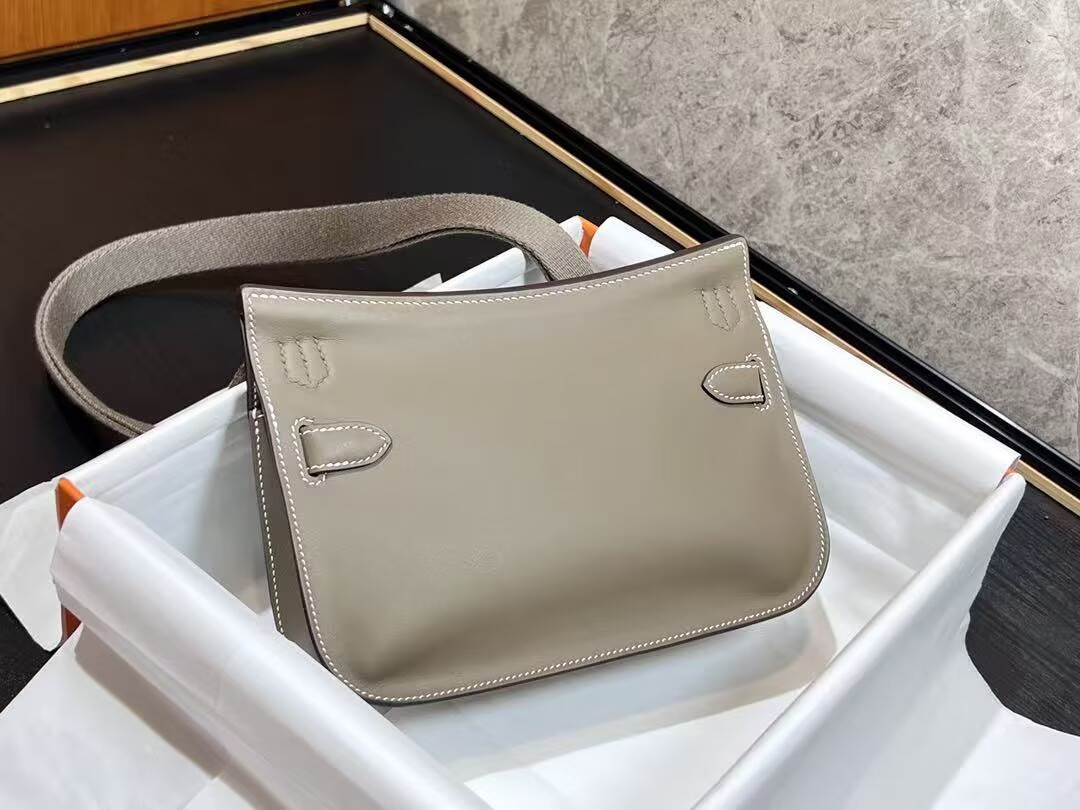 Hermes Jypsiere 31CM Shoulder Bag Calfskin Leather H0880 gold tone