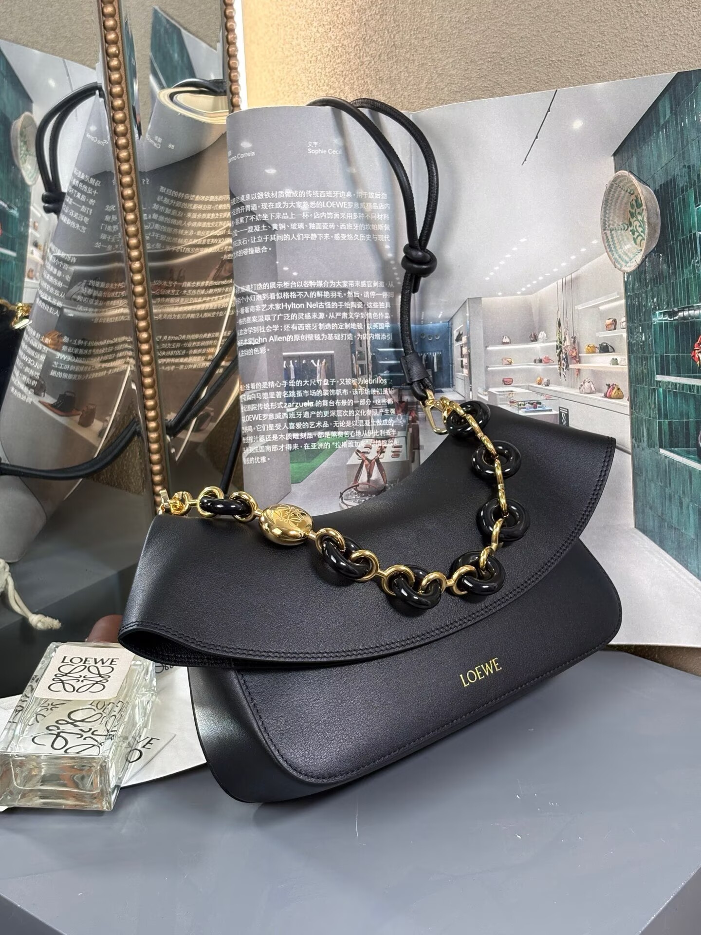 Loewe Ola Original Leather Fashion Handbag L53012 Black Loewe Ola Original Leather Fashion Handbag L53012 Black