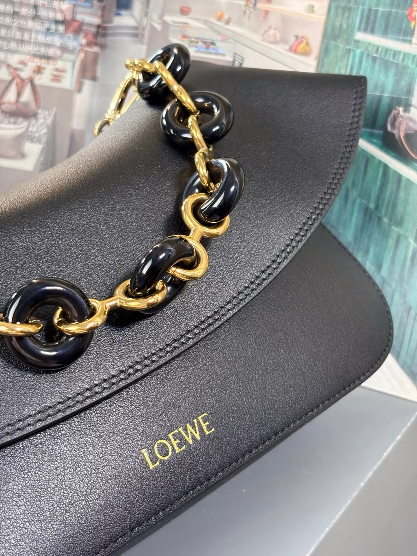 Loewe Ola Original Leather Fashion Handbag L53012 Black Loewe Ola Original Leather Fashion Handbag L53012 Black