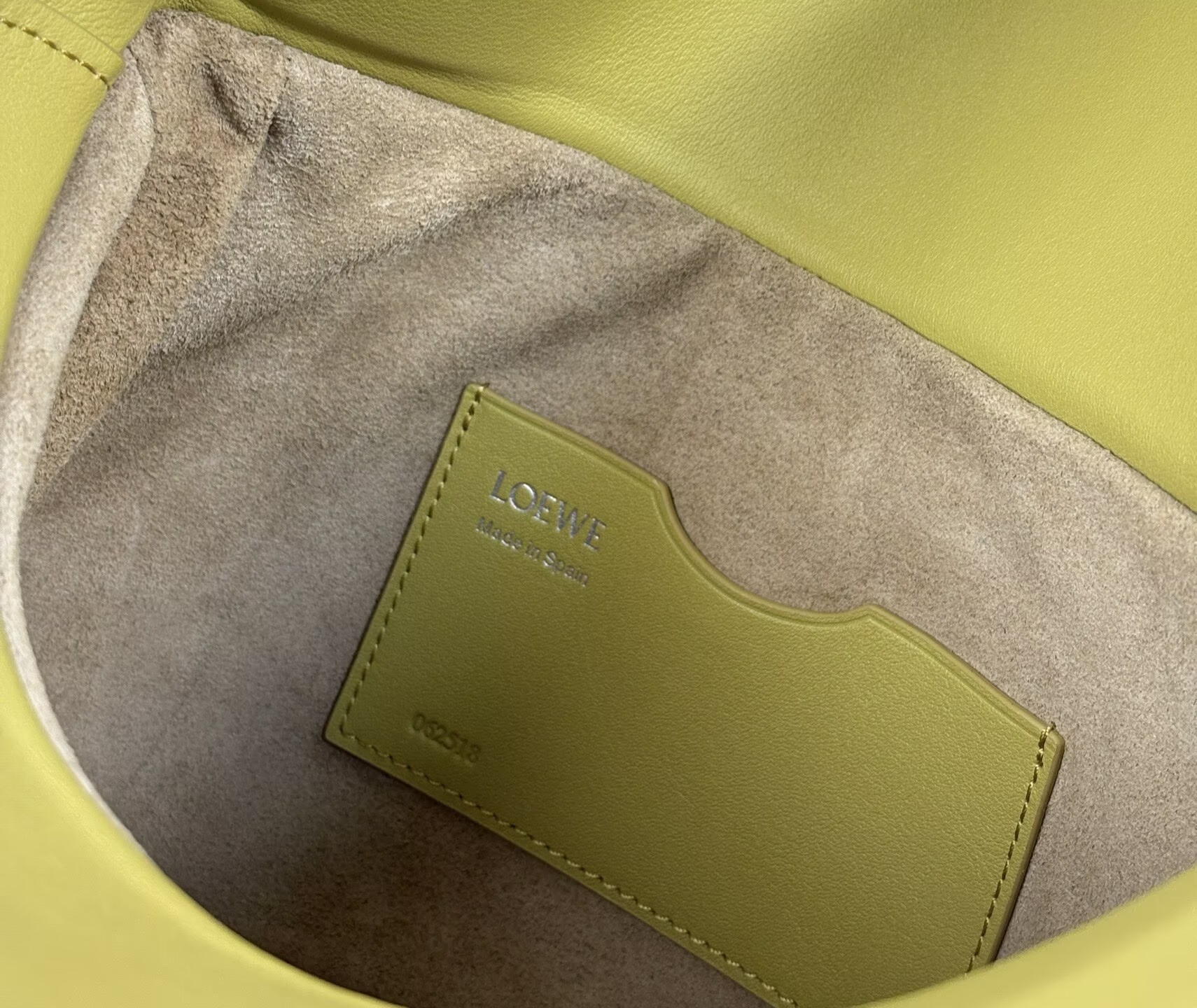 Loewe Ola Original Leather Fashion Handbag L53012 Lemo Loewe Ola Original Leather Fashion Handbag L53012 Lemo