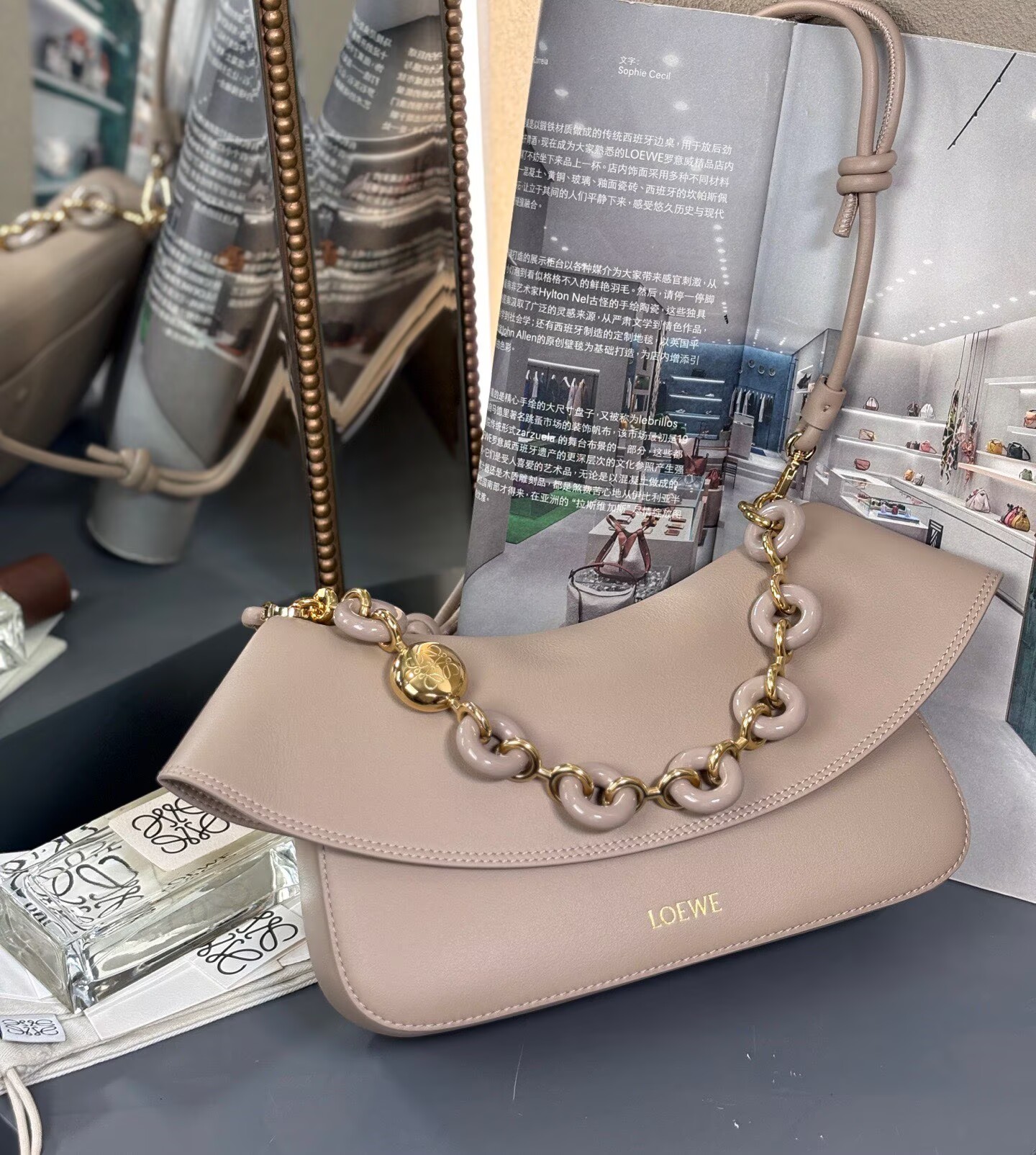 Loewe Ola Original Leather Fashion Handbag L53012 Nude Loewe Ola Original Leather Fashion Handbag L53012 Nude