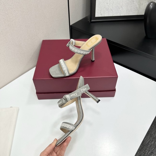 Dior Heeled Sandal with JAdior Straps Embroidered Cotton KCO538NV-4