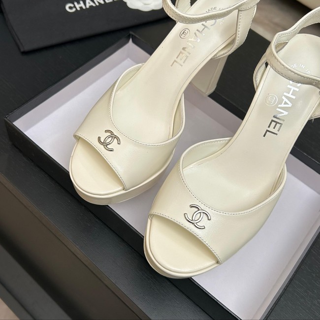 Chanel Sandals Laminated Lambskin 11CM 66966-6