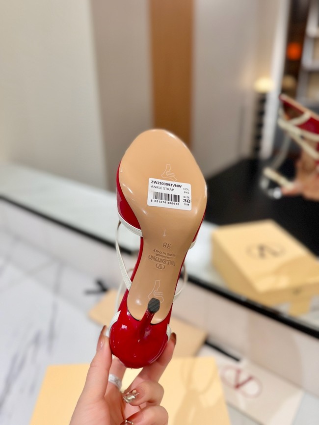 Valentino WOMENS Sandals 66969-1