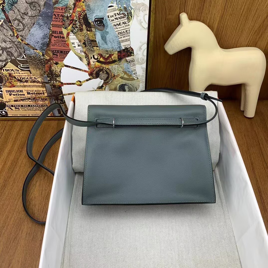 Hermes Kelly Danse Original Evercolor Leather 22CM KL22 Almond Green Silver-Tone Hermes Kelly Danse Original Evercolor Leather 22CM KL22 Almond Green Silver-Tone