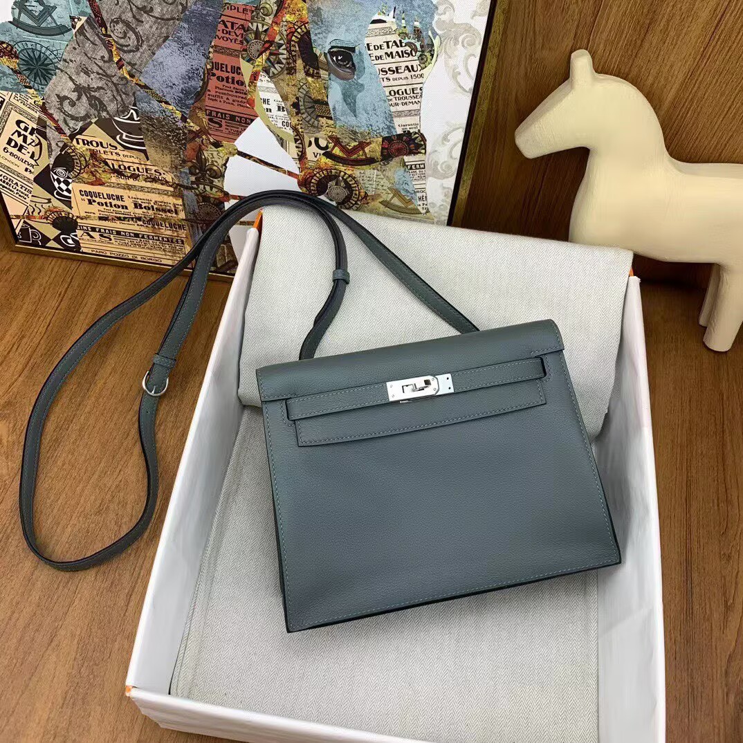 Hermes Kelly Danse Original Evercolor Leather 22CM KL22 Almond Green Silver-Tone Hermes Kelly Danse Original Evercolor Leather 22CM KL22 Almond Green Silver-Tone