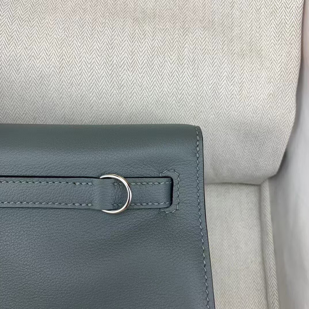 Hermes Kelly Danse Original Evercolor Leather 22CM KL22 Almond Green Silver-Tone Hermes Kelly Danse Original Evercolor Leather 22CM KL22 Almond Green Silver-Tone