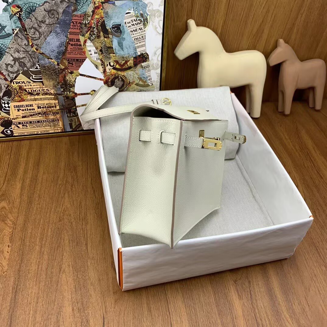 Hermes Kelly Danse Original Evercolor Leather 22CM KL22 Cream Gold-Tone Hermes Kelly Danse Original Evercolor Leather 22CM KL22 Cream Gold-Tone