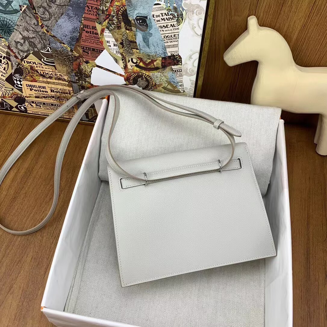 Hermes Kelly Danse Original Evercolor Leather 22CM KL22 Light Silver-Tone Hermes Kelly Danse Original Evercolor Leather 22CM KL22 Light Silver-Tone