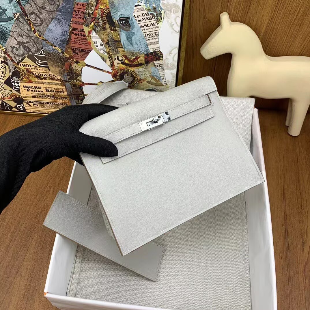 Hermes Kelly Danse Original Evercolor Leather 22CM KL22 Light Silver-Tone Hermes Kelly Danse Original Evercolor Leather 22CM KL22 Light Silver-Tone