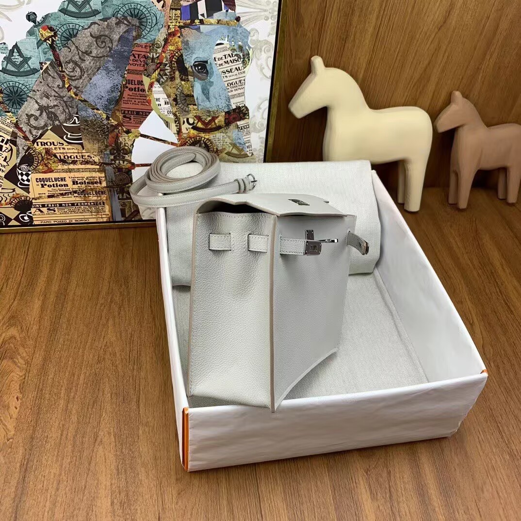 Hermes Kelly Danse Original Evercolor Leather 22CM KL22 Light Silver-Tone Hermes Kelly Danse Original Evercolor Leather 22CM KL22 Light Silver-Tone