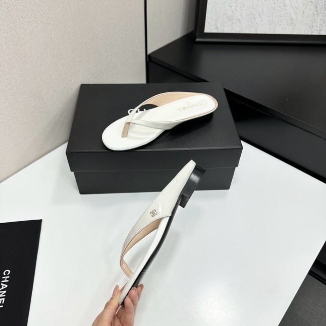 Chanel Thongs 67013-3
