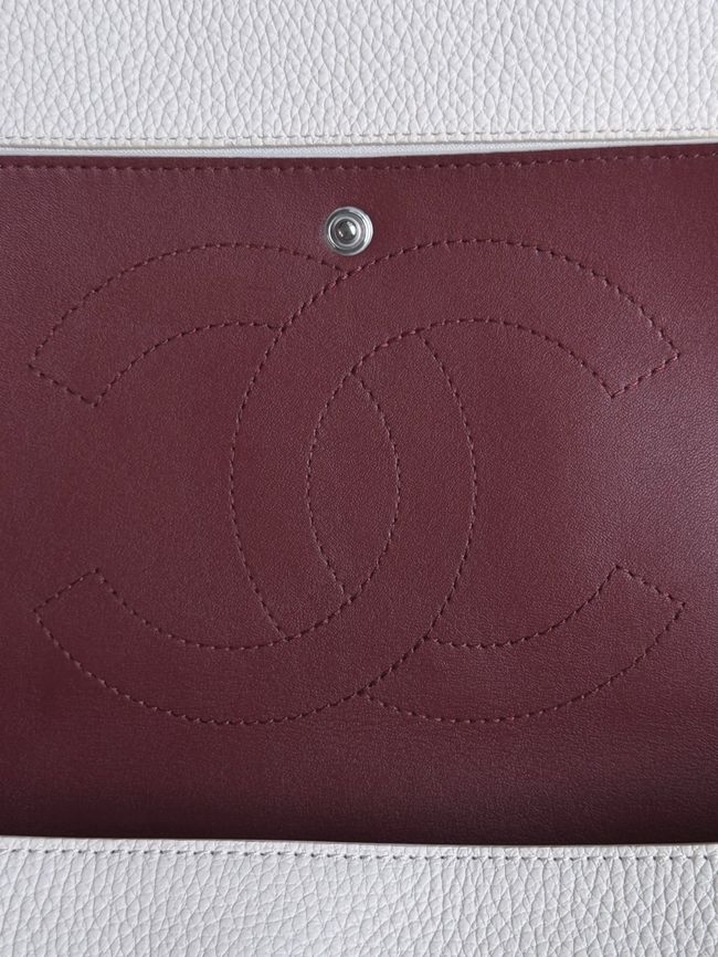 Chanel Maxi Flap bag AS6231 white&Silver-Tone Metal