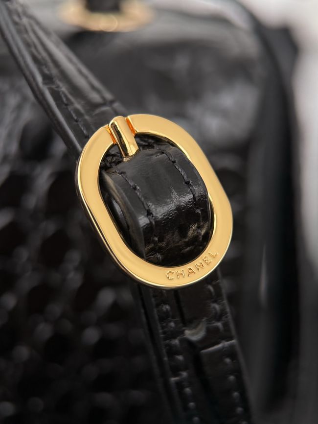 Chanel Crocodile Embossed Maxi Flapbag Calfskin AS6233 Black