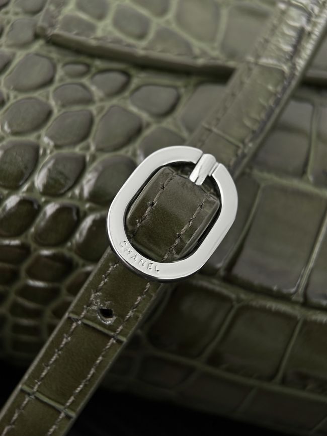 Chanel Crocodile Embossed Maxi Flapbag Calfskin AS6233 dark green