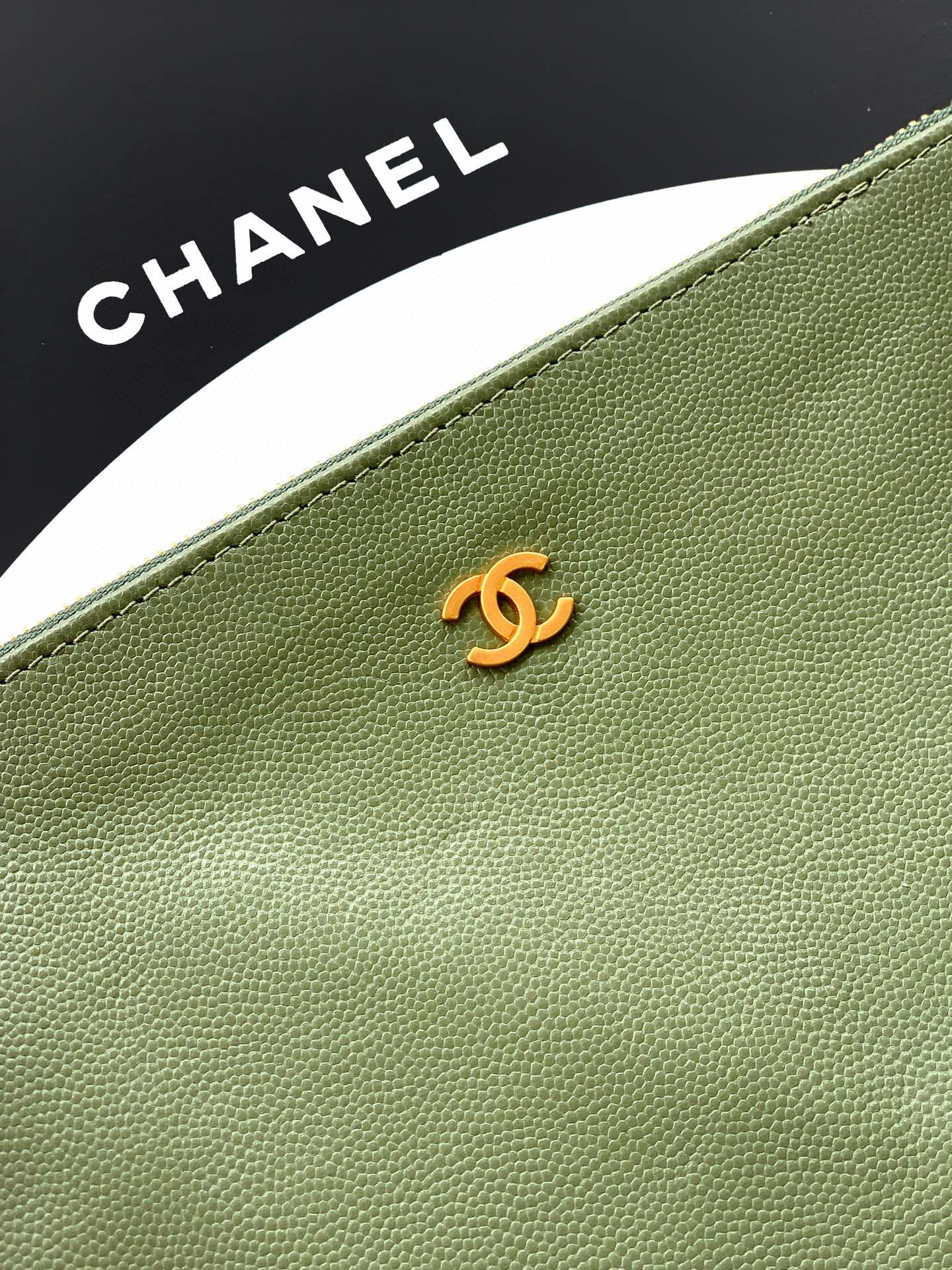 CHANEL 25S Hobo HANDBAG AS5293 red CHANEL 25S Hobo HANDBAG AS5293 red