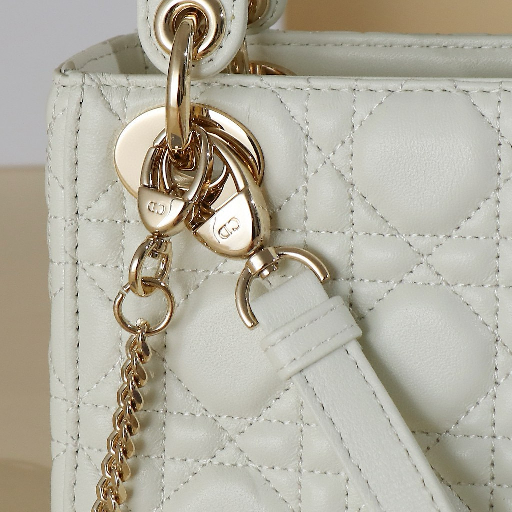 MINI LADY DIOR BAG Lambskin M0566OW white&gold MINI LADY DIOR BAG Lambskin M0566OW white&gold