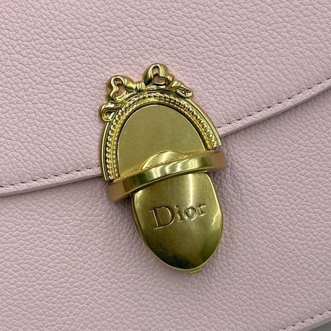 Medium Dior Medaillon Flap Bag Grained Calfskin M3920QD Rose Tendre
