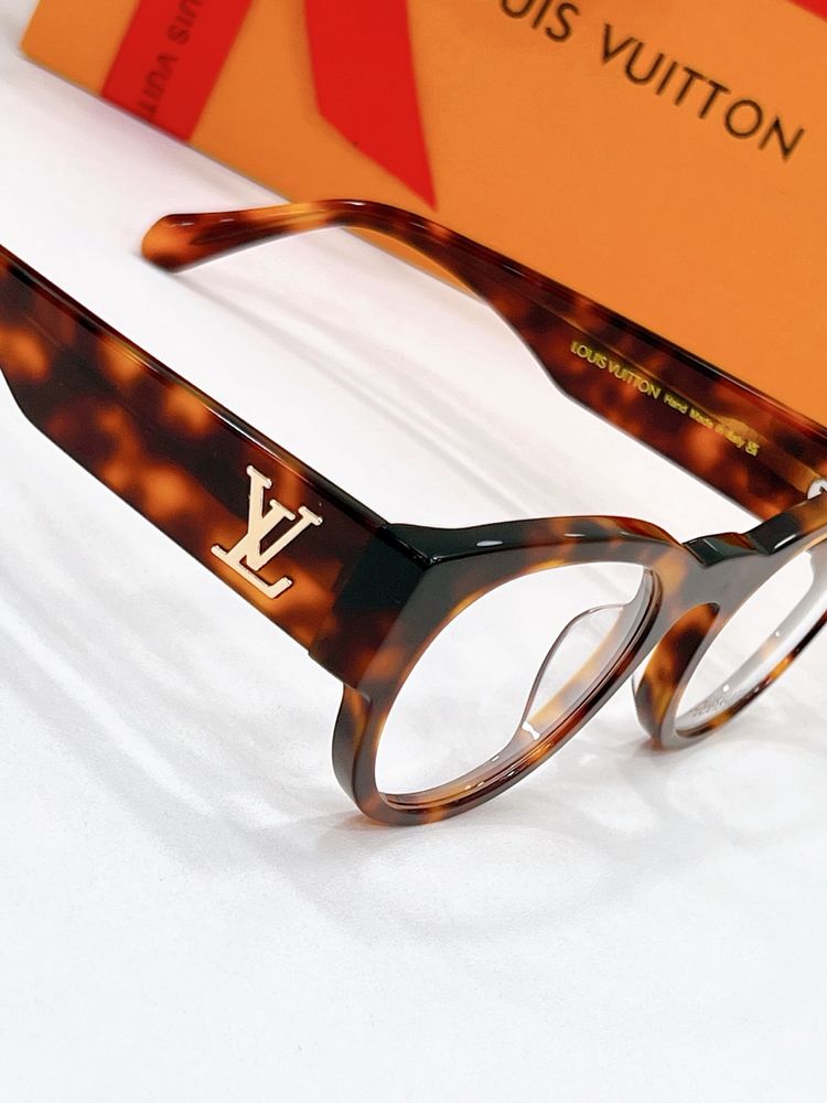 LV Sunglasses LVS00012-3