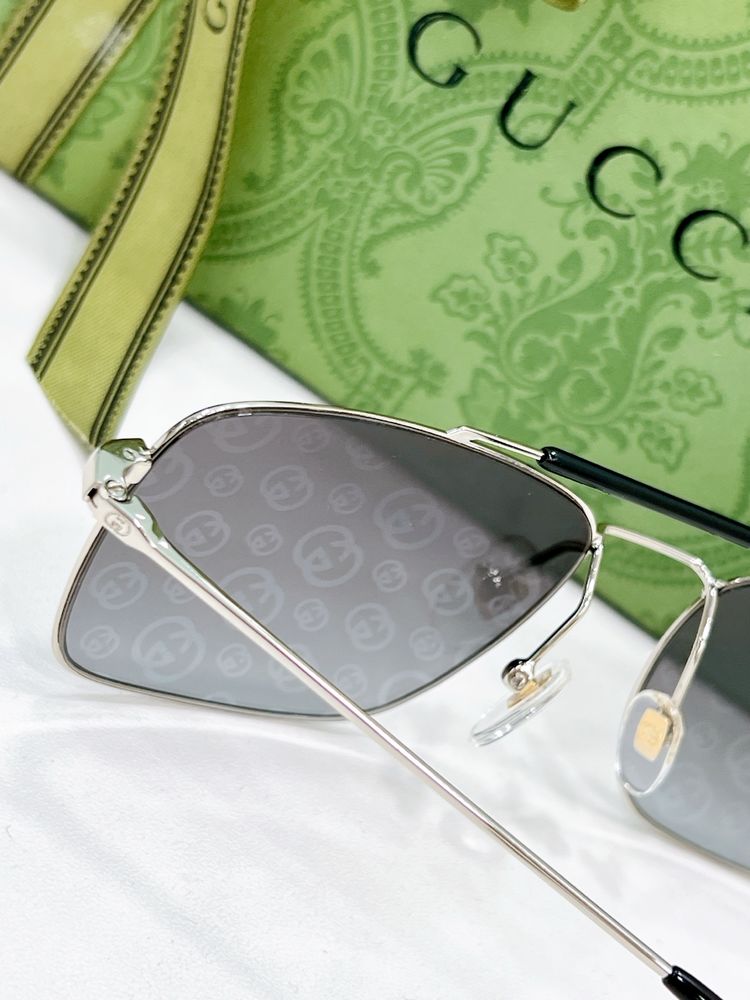 Gucci Sunglasses GUS00005-1