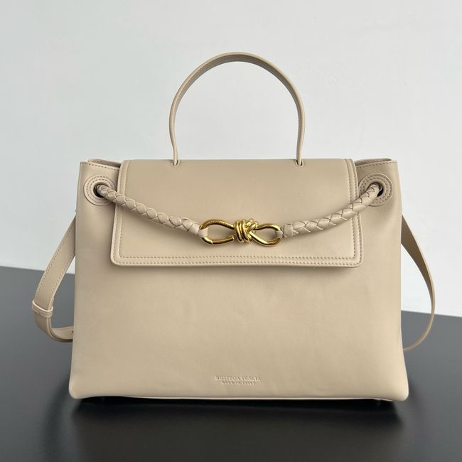 Bottega Veneta Small Andiamo P5678 Brass finish Bottega Veneta Small Andiamo P5678 Brass finish