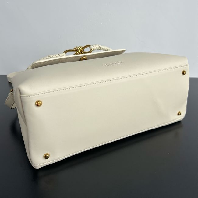 Bottega Veneta Small Andiamo P5678 Sea salt