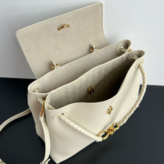 Bottega Veneta Small Andiamo P5678 Sea salt